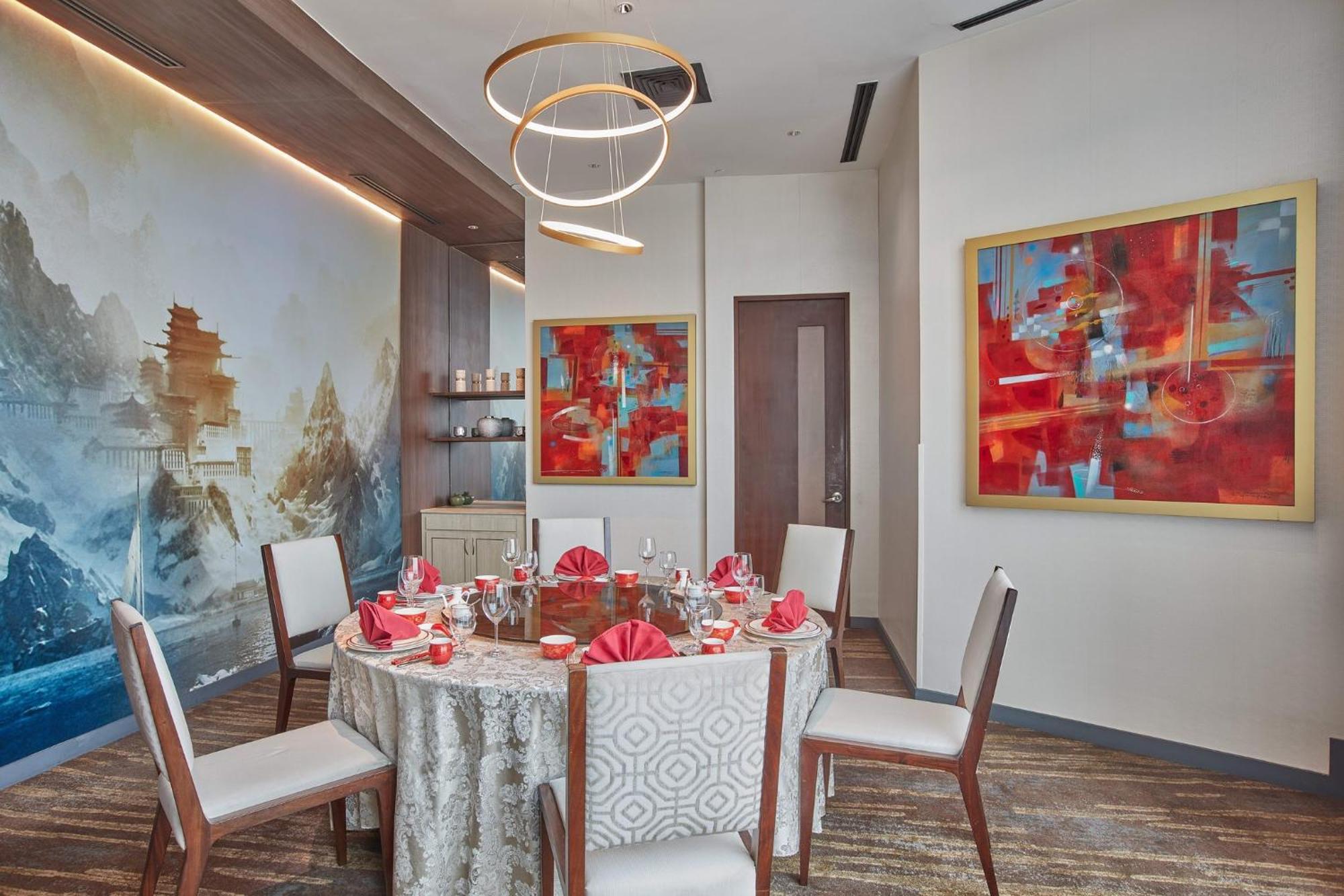 Crowne Plaza Manila Galleria By Ihg Pasig City Exteriör bild