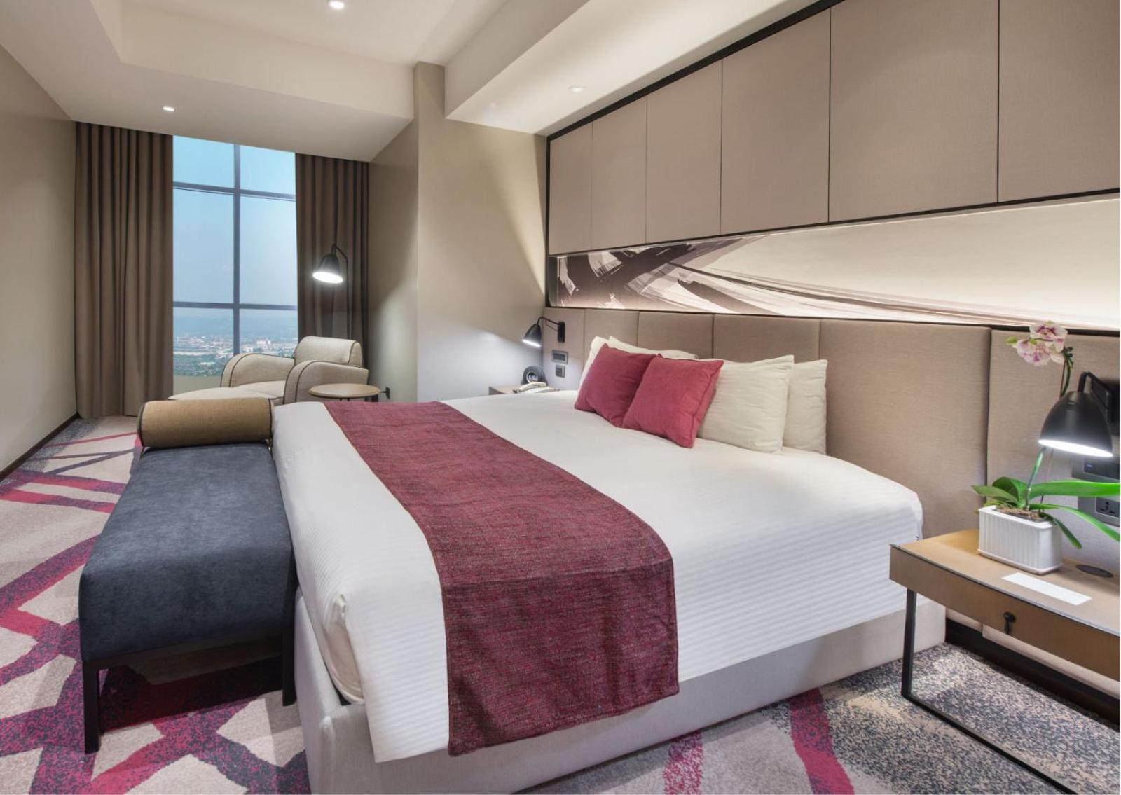Crowne Plaza Manila Galleria By Ihg Pasig City Exteriör bild